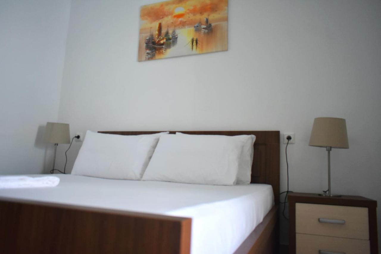 Ionio Rooms II Himarë Extérieur photo